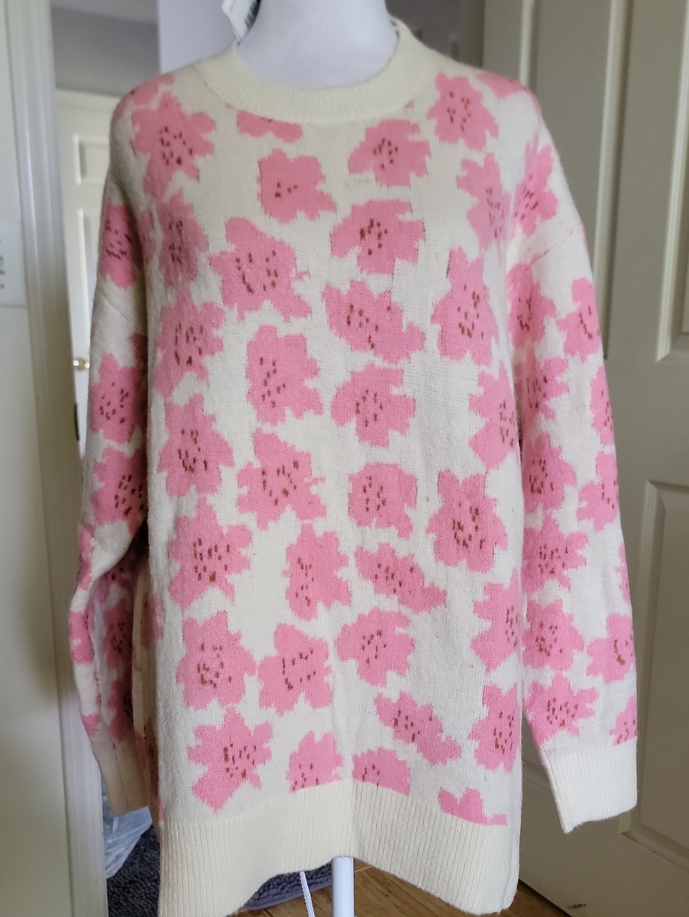 Frnch Crewneck Floral Knit Sweater - Pink & Cream